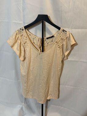 Doe & Rae Cream Lace Yoke Flutter Sleeve Camisole Top
